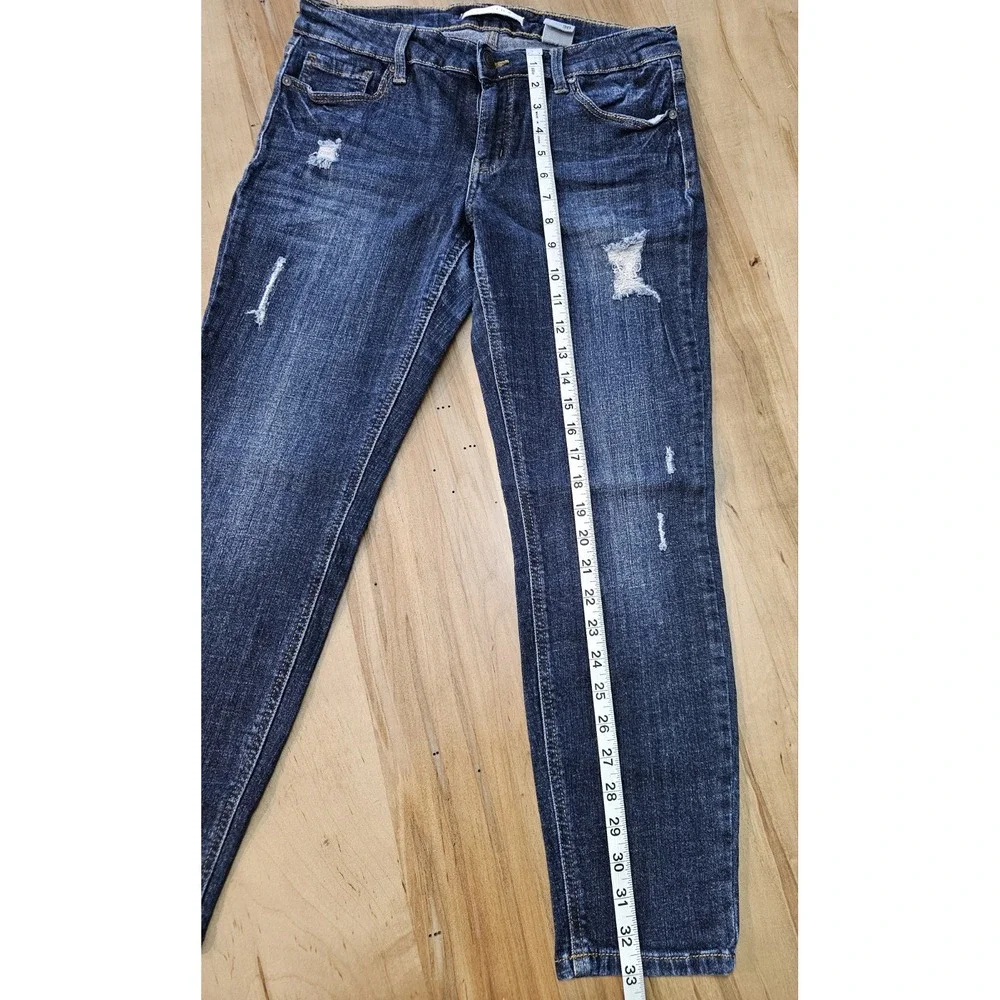 Eunina Women's Mid Rise Destructed Skinny Jeans‎ Size 30 Distressed Dark Wash - Picture 9 of 9